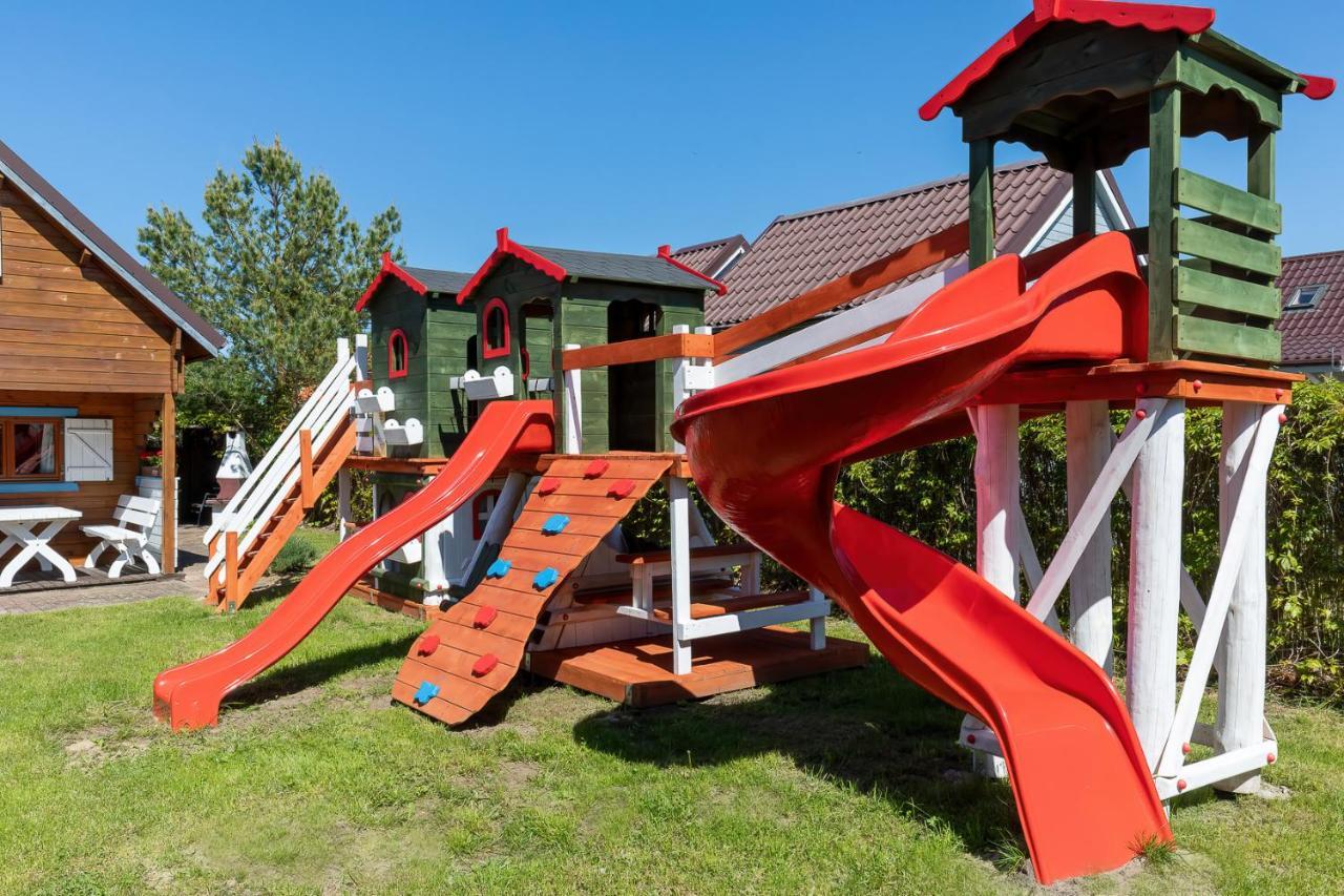 Domki Rekin Podgrzewany Basen Z Brodzikiem Oraz Klimatyzacja Rewal Luaran gambar